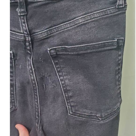 We The Free by Free People Faded Black Raw Hem High-Rise Jeans Size 27 - Picture 9 of 11